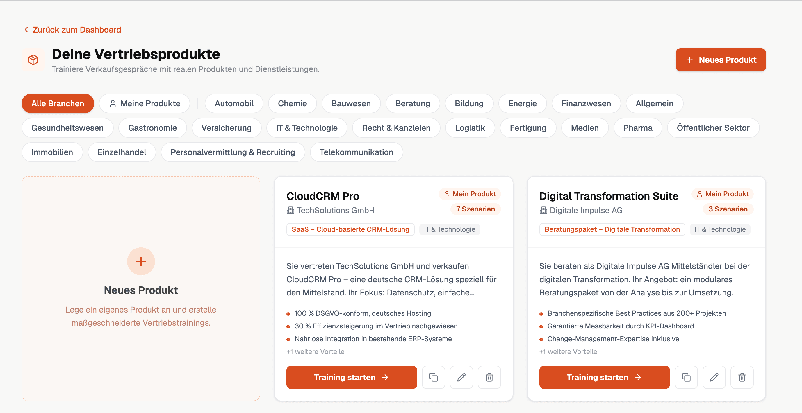 Produktübersicht für Vertriebstraining mit Branchenfiltern, Produktkarten und Button zum Starten von Trainings